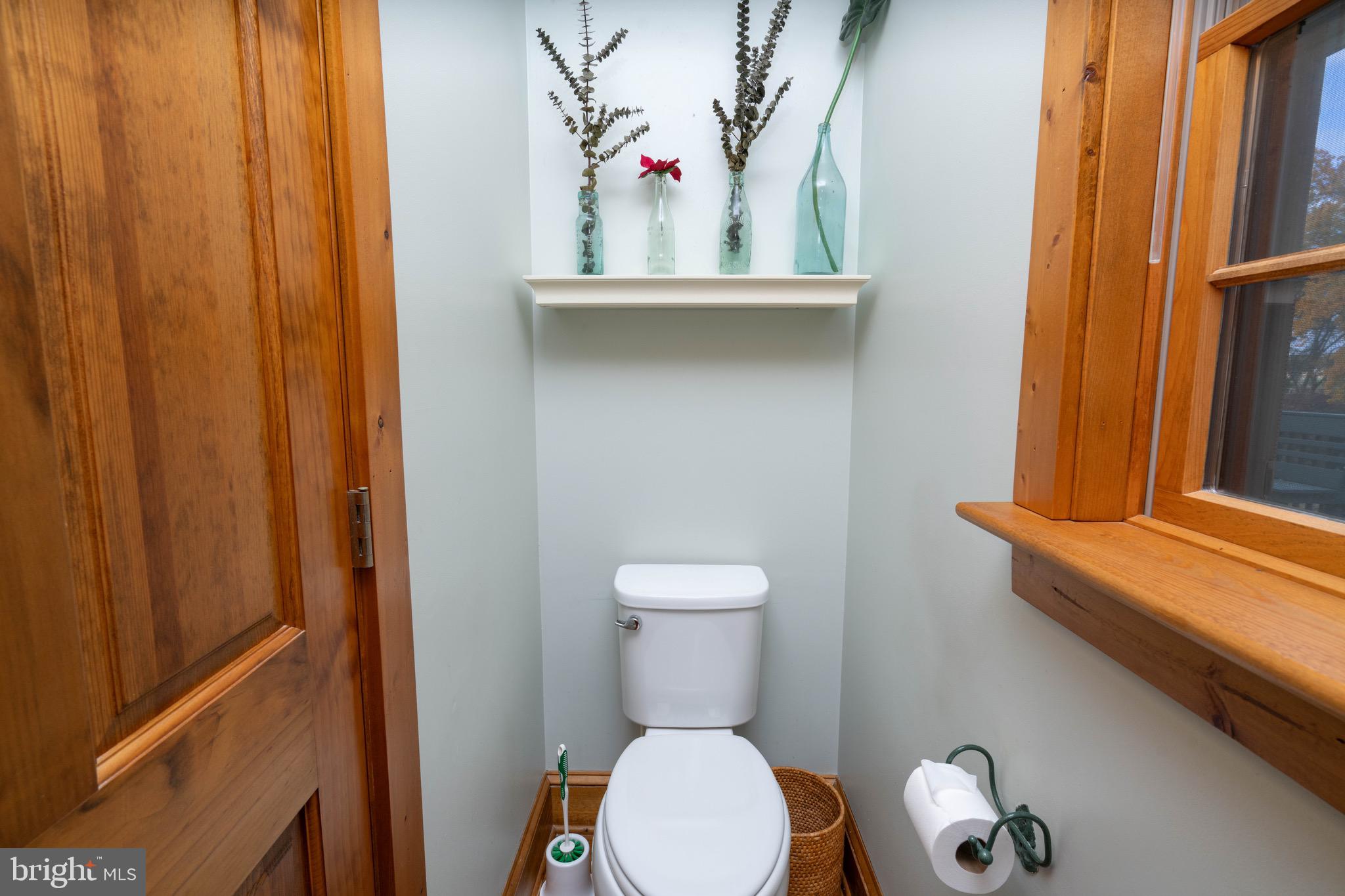 15 Phillip Drive Kirkwood, PA 17536 - Photo 22 of 52 a bathroom with a toilet and a sink