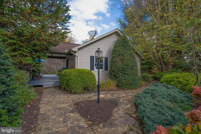 $699,000 | 15 Phillip Drive, Kirkwood, PA 17536