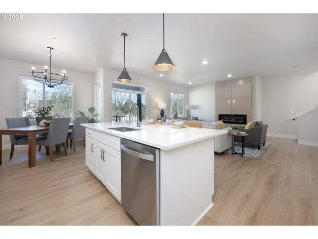 $589,900 | 18626 Southwest Judith Lane, Beaverton, OR 97003