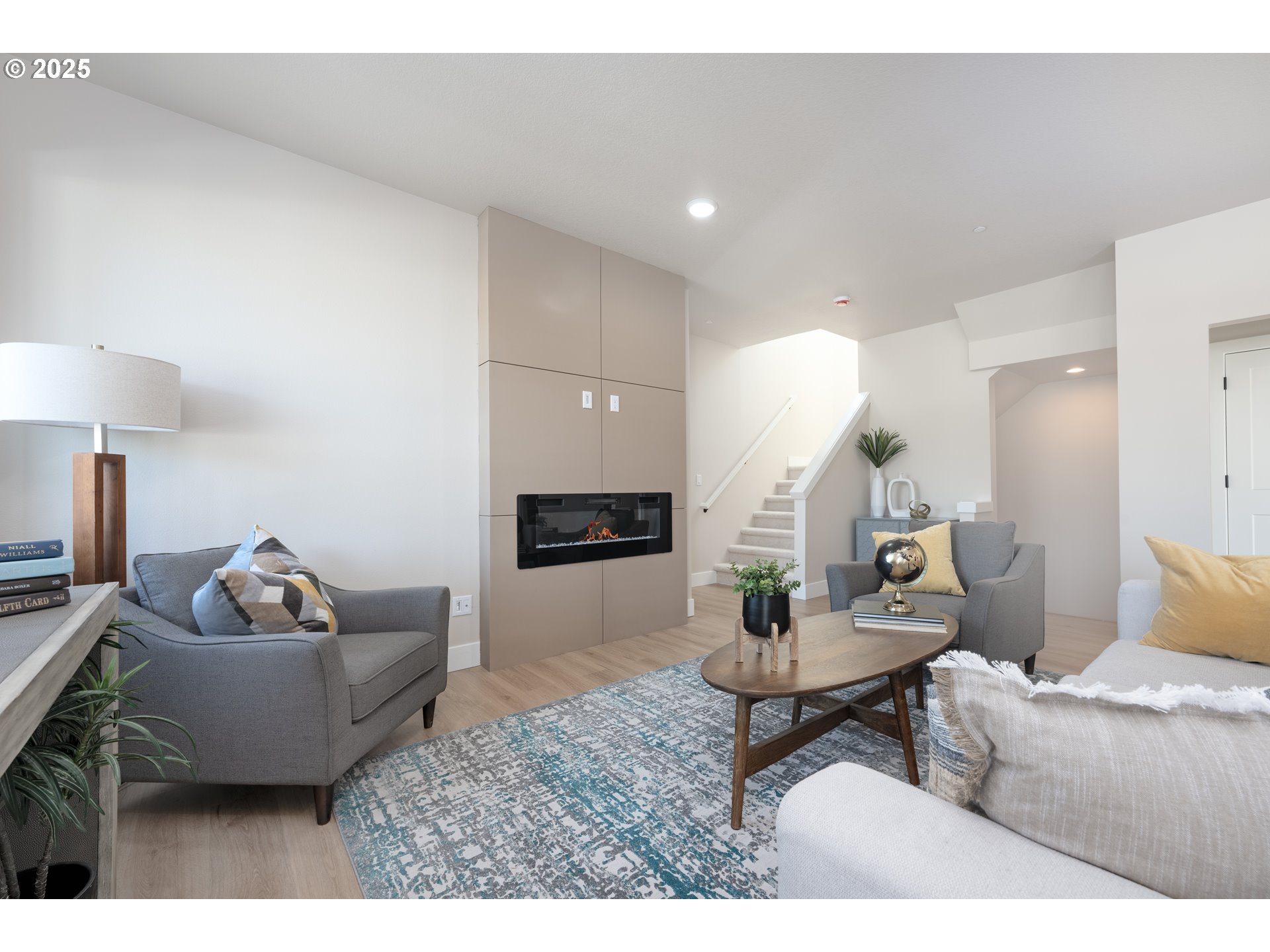 18626 Southwest Judith Lane Beaverton, OR 97003 - Photo 17 of 26 Great Room