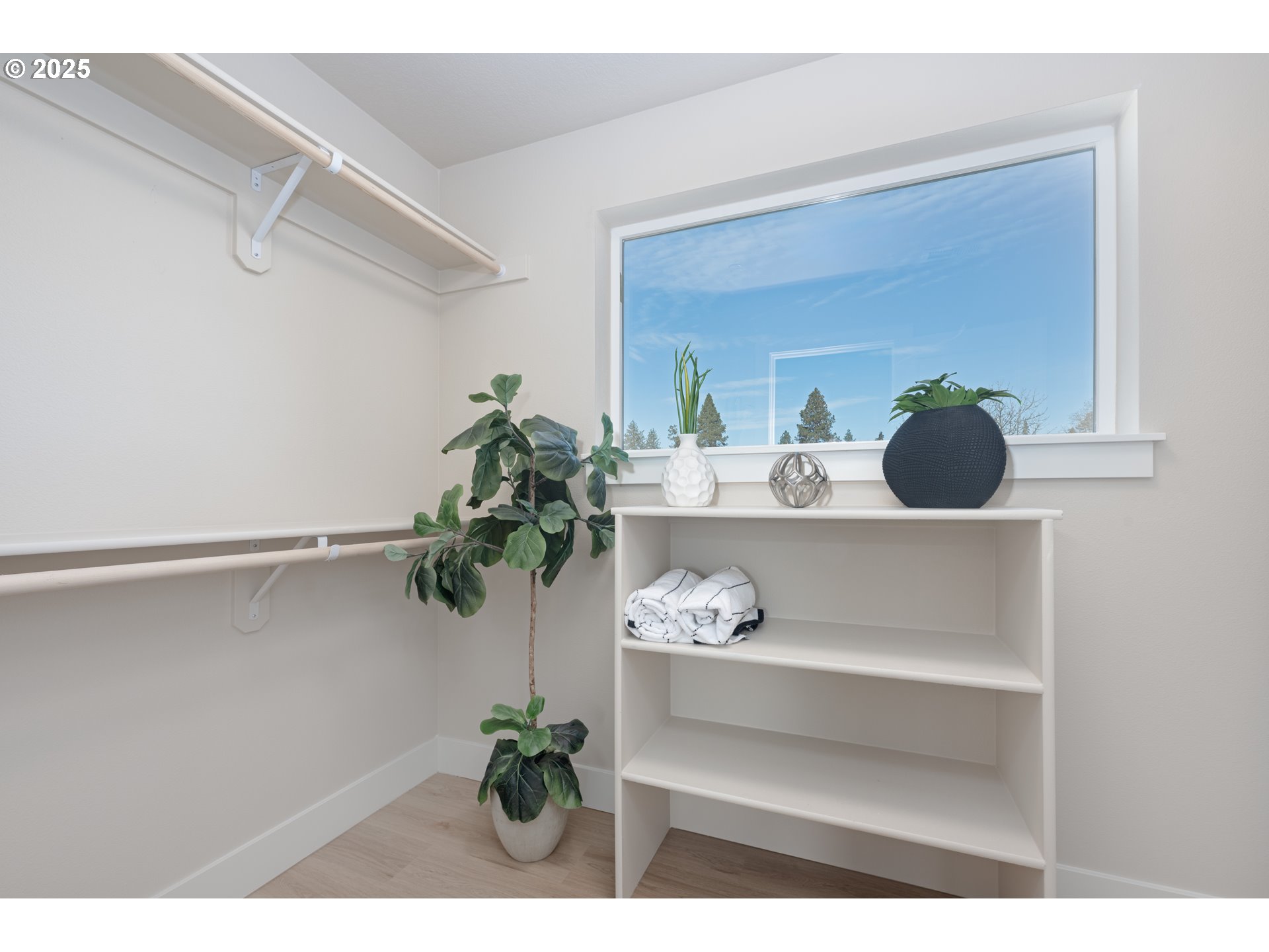 18626 Southwest Judith Lane Beaverton, OR 97003 - Photo 23 of 26 Owner's Suite Bedroom