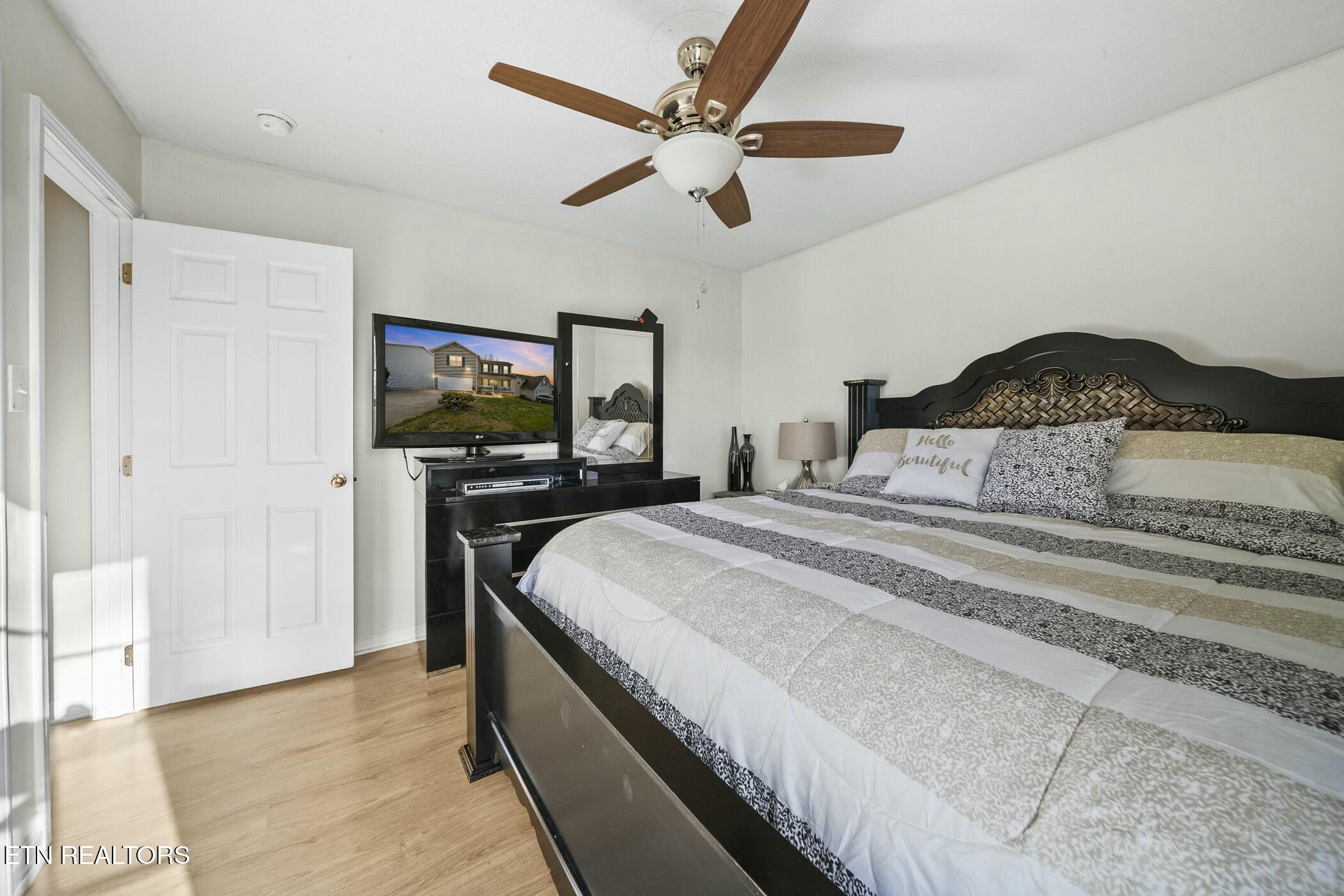 7708 Ambergate Road Powell, TN 37849 - Photo 19 of 28 tempImagesirppx