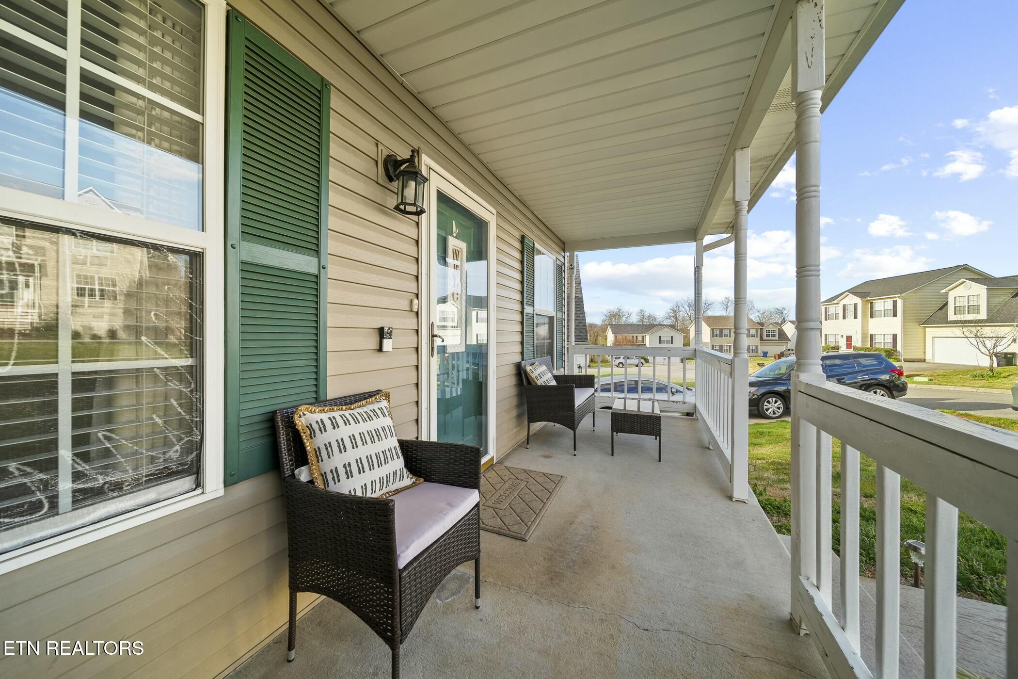 7708 Ambergate Road Powell, TN 37849 - Photo 2 of 28 tempImageWPA9Nq