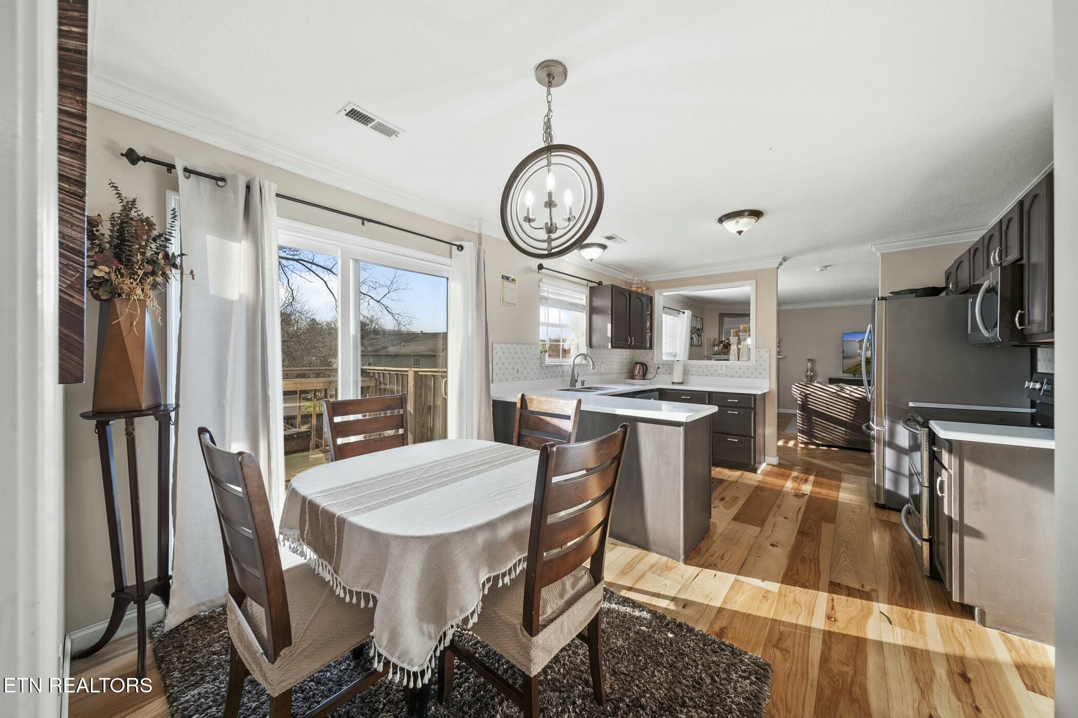 7708 Ambergate Road Powell, TN 37849 - Photo 9 of 28 tempImagep2xFcV