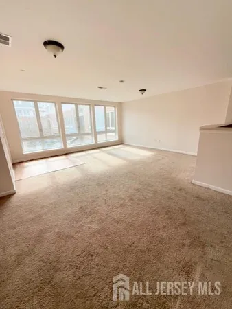 $2,500 | 368 Rector Street, Unit 421, Perth Amboy, NJ 08861