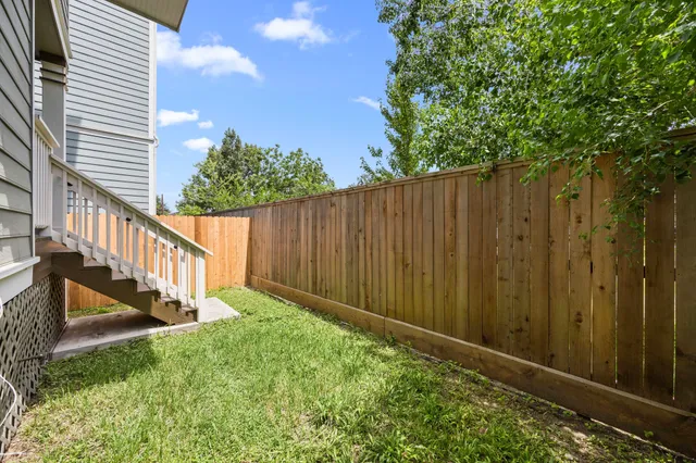 $430,000 | 1161 Beasley Hills Lane, Houston, TX 77008