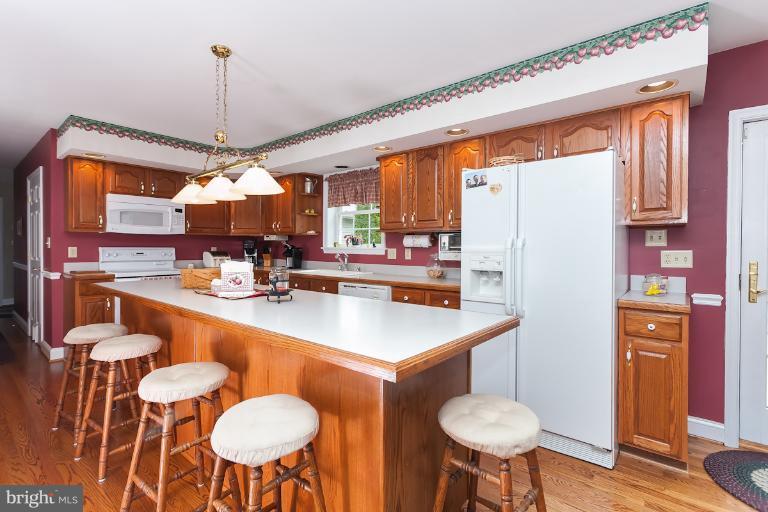 6813 New Cut Road Kingsville, MD 21087 - Photo 19 of 28 Kitchen