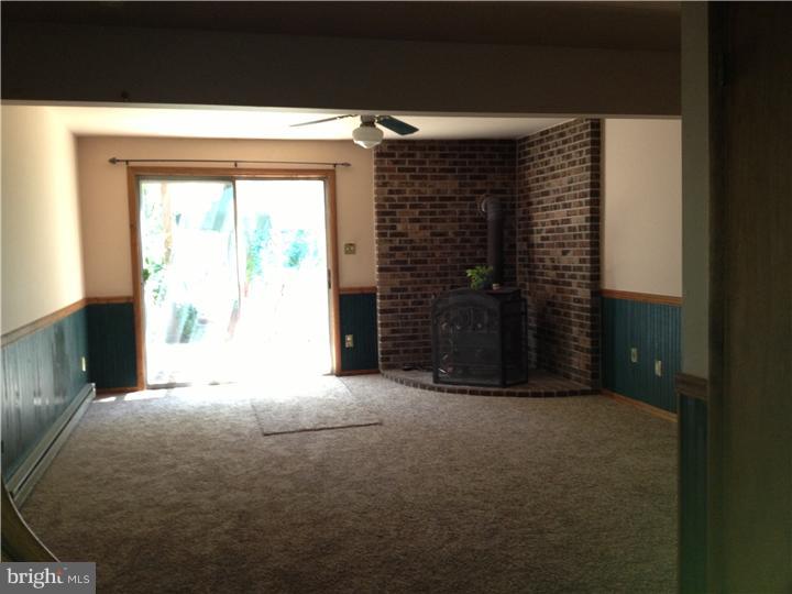 3061 Pricetown Road Temple, PA 19560 - Photo 23 of 25 Family Room