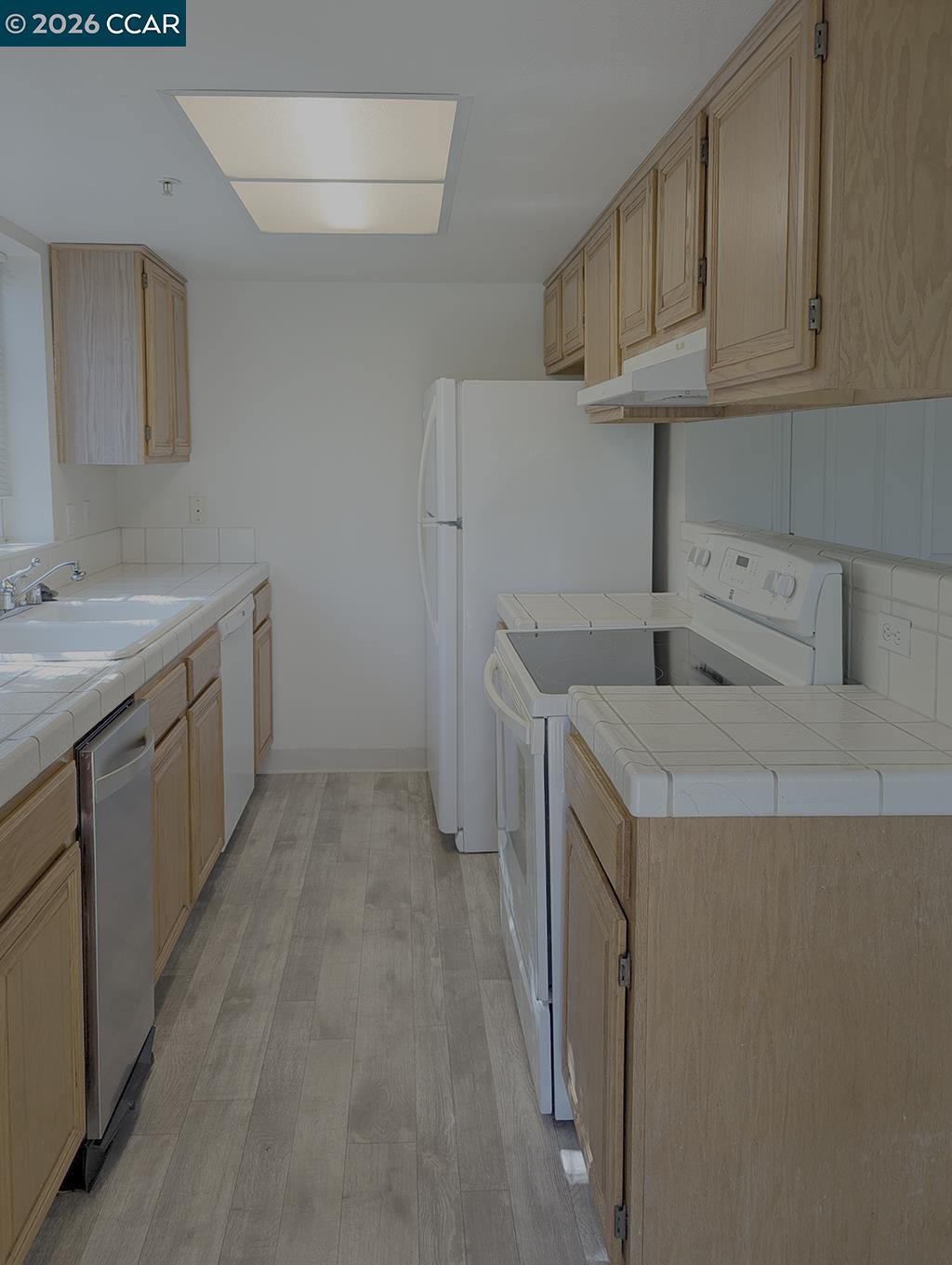 111 Stone Pine Lane San Ramon, CA 94583 - Photo 4 of 9