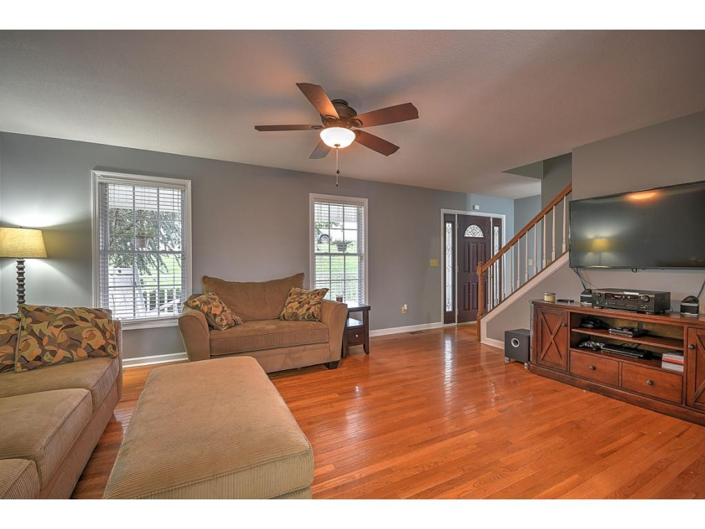 111 Gray Road Jonesborough, TN 37659 - Photo 6 of 34 Photo 6