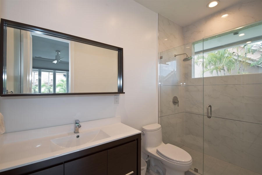 7256 Mandarin Drive Boca Raton, FL 33433 - Photo 11 of 18 11_7256MandarinDr_8_Bathroom_LowRes