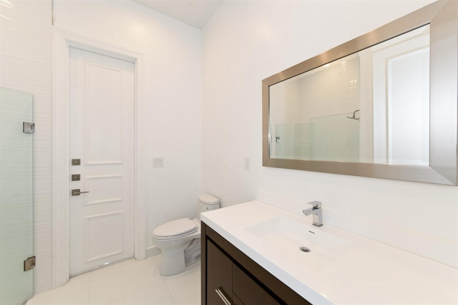 7256 Mandarin Drive Boca Raton, FL 33433 - Photo 13 of 18 13_7256MandarinDr_9_2ndBathroom_LowRes