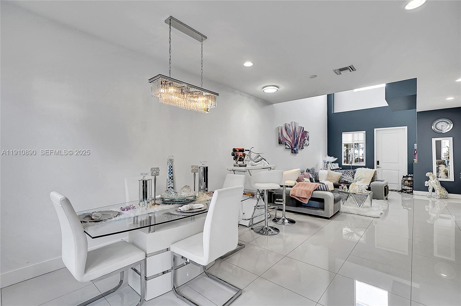 140 South E 7th Way Pompano Beach, FL 33060 - Photo 10 of 40