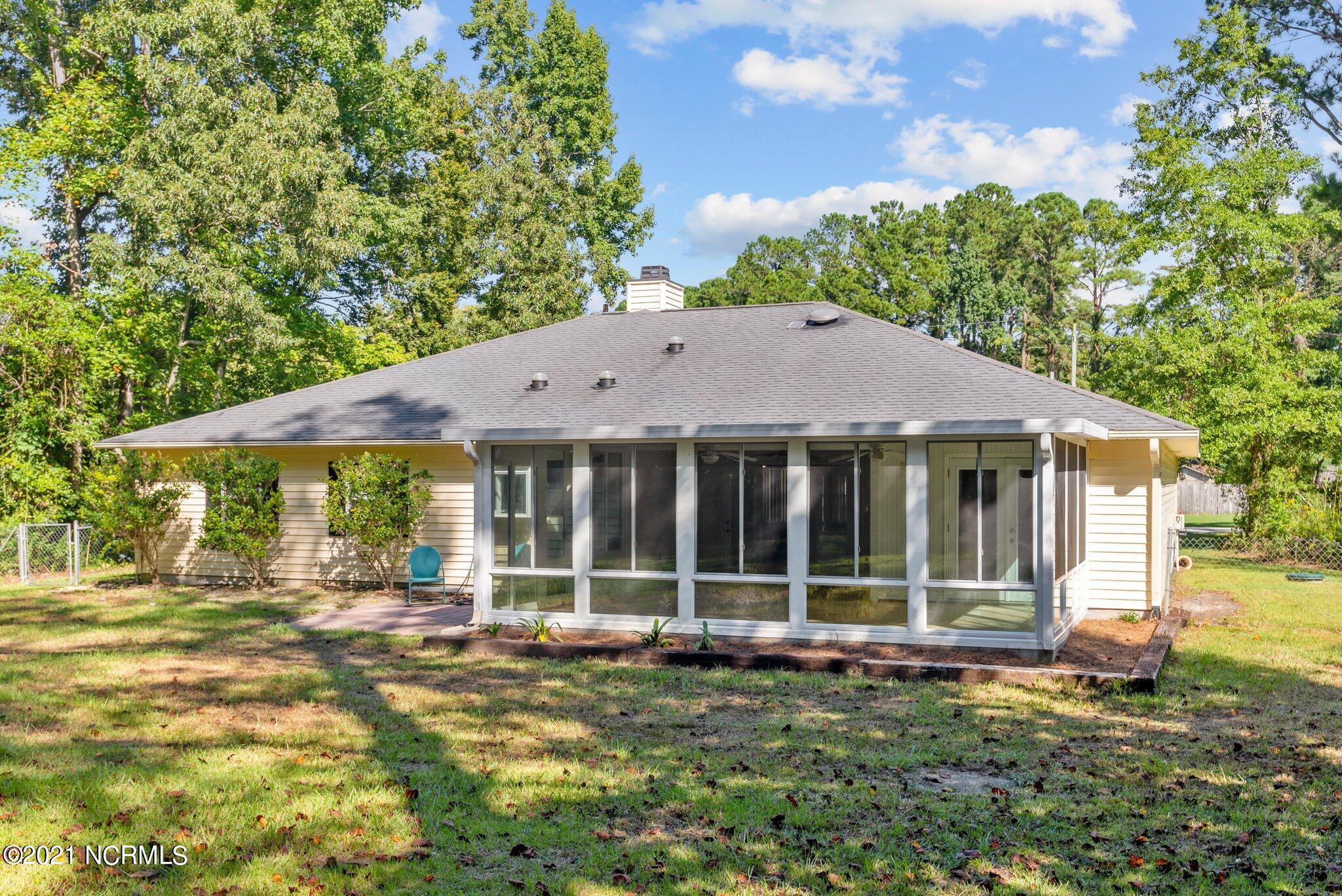 805 Fields Road New Bern, NC 28560 - Photo 5 of 44 8-web-or-mls-COX_1891