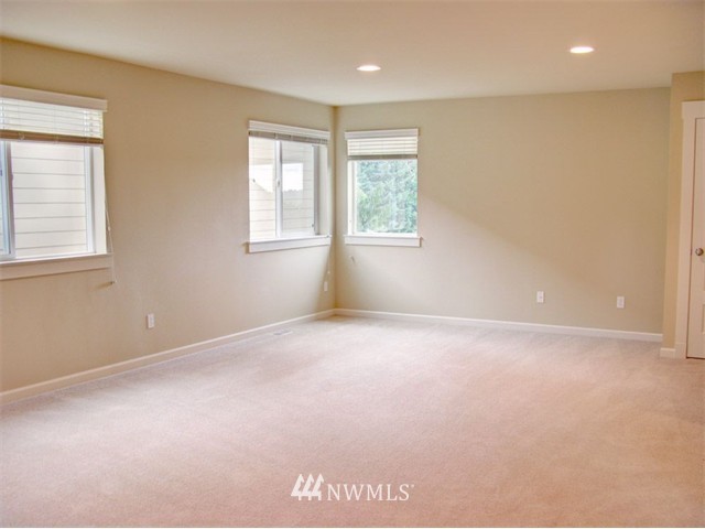 1622 170th Place Southeast Bothell, WA 98012 - Photo 11 of 17 Gallery Image 11