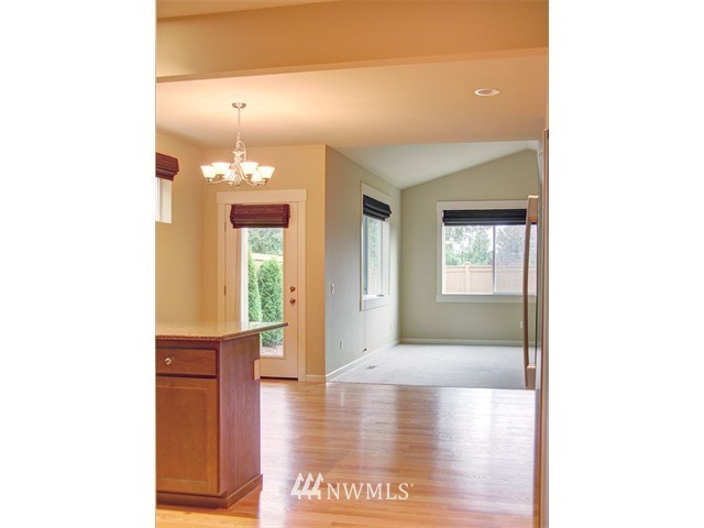 1622 170th Place Southeast Bothell, WA 98012 - Photo 3 of 17 Gallery Image 3