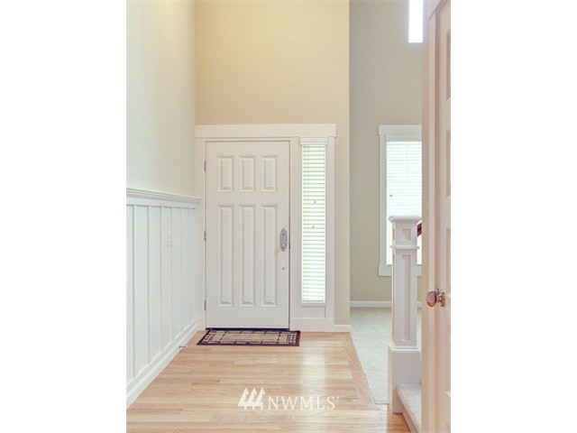 1622 170th Place Southeast Bothell, WA 98012 - Photo 8 of 17 Gallery Image 8