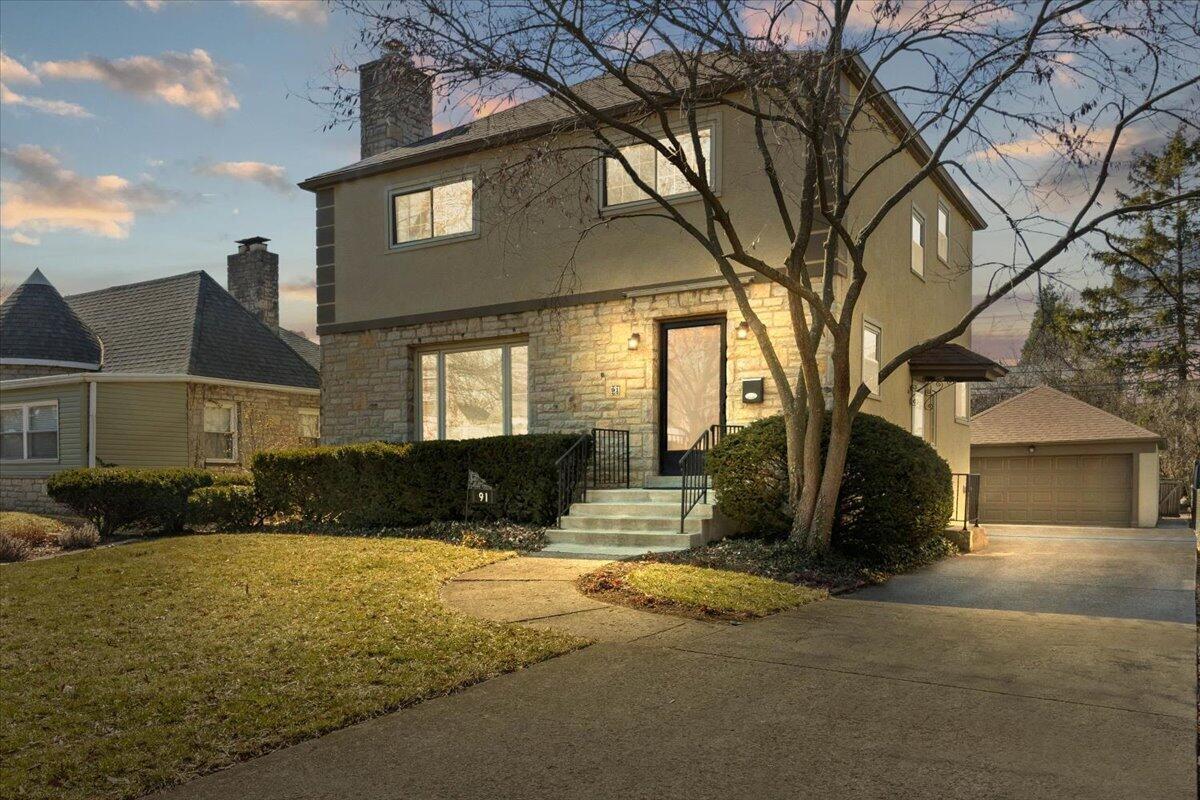 91 North Stanwood Road Bexley, OH 43209 - Photo 1 of 34 Twilight