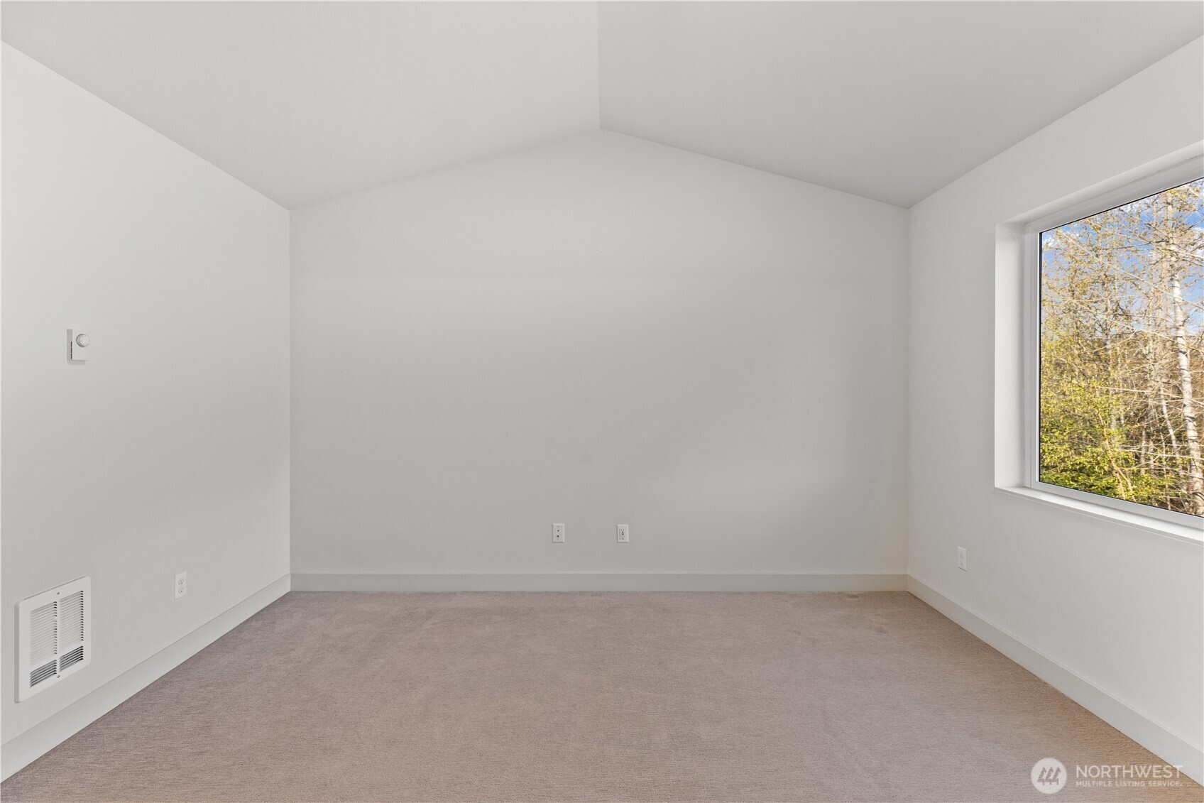 17905 35th Avenue Southeast, Unit B4 Bothell, WA 98012 - Photo 11 of 28