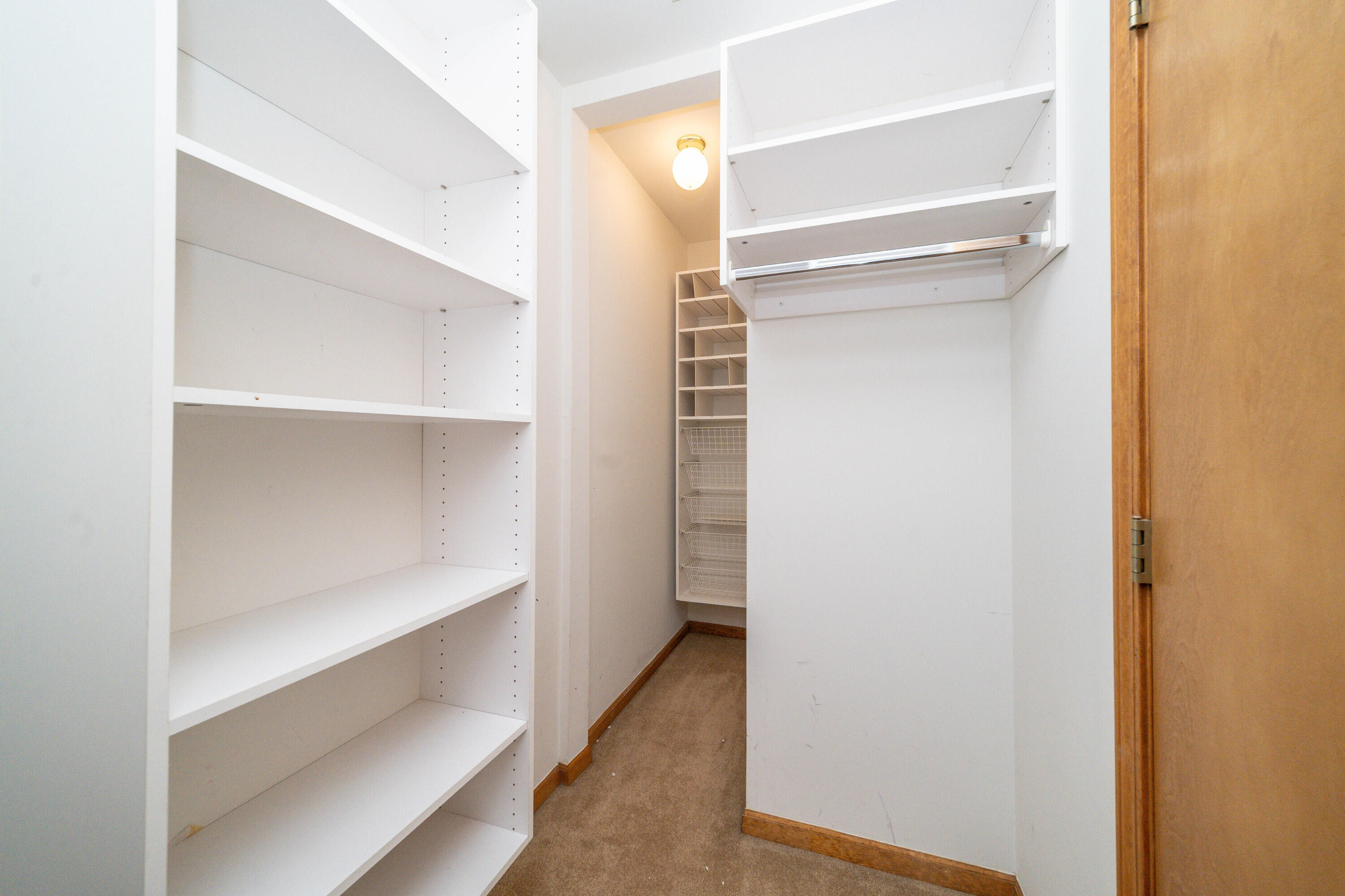 34554 Quaker Valley Road Farmington Hills, MI 48331 - Photo 29 of 56 045_47
