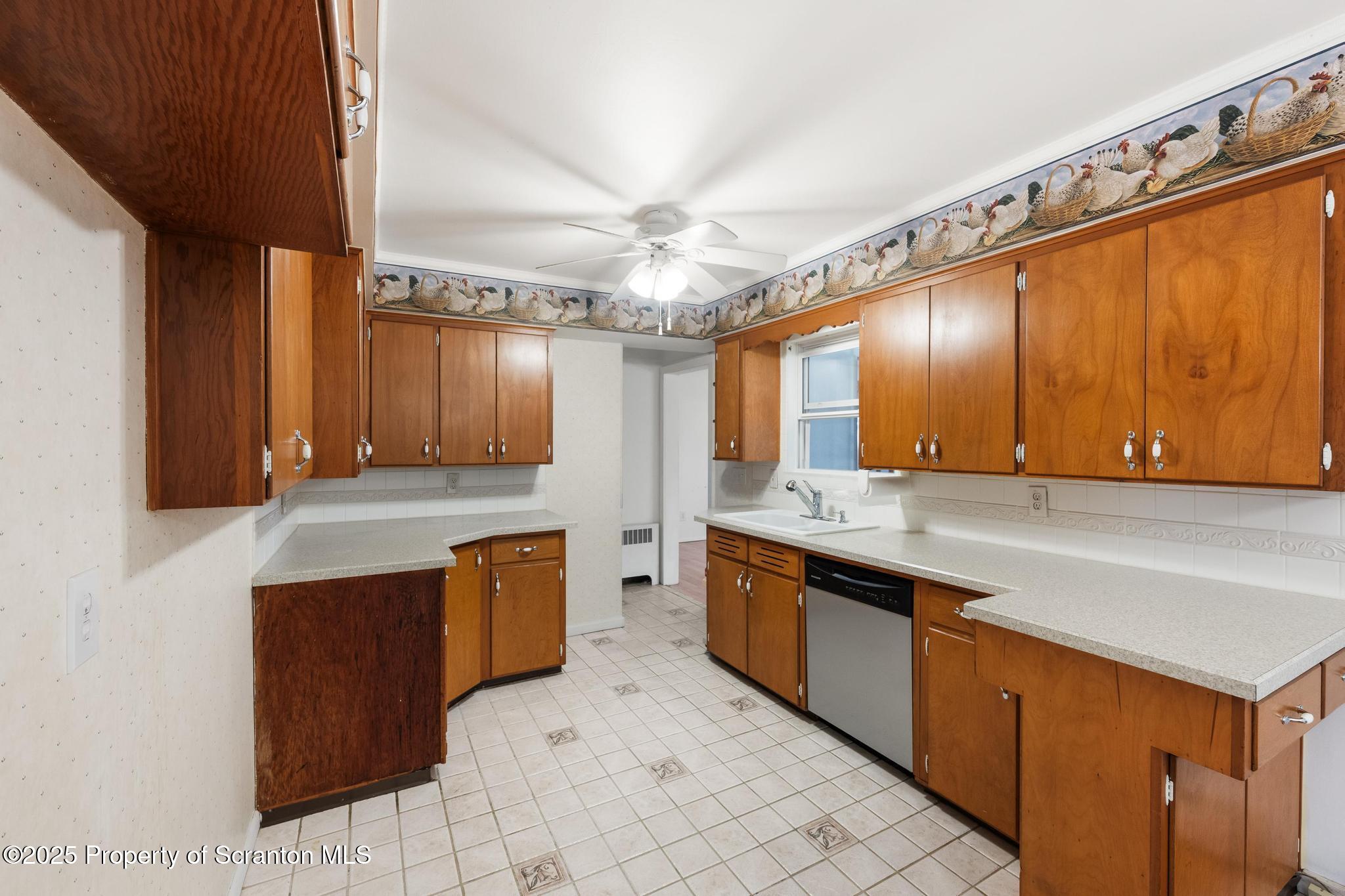 119 Leach Hill Road Clarks Summit, PA 18411 - Photo 17 of 48 DSC_1236-2