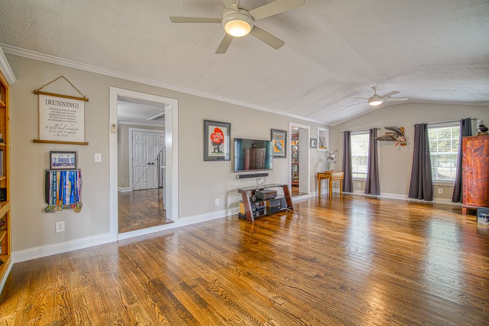 318 Hillside Church Road Fountain Inn, SC 29644 - Photo 15 of 36 Gallery Image 15