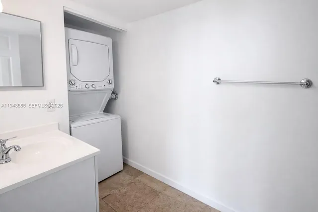 $2,000 | 11800 Southwest 18th Street, Unit 5144, Miami, FL 33175