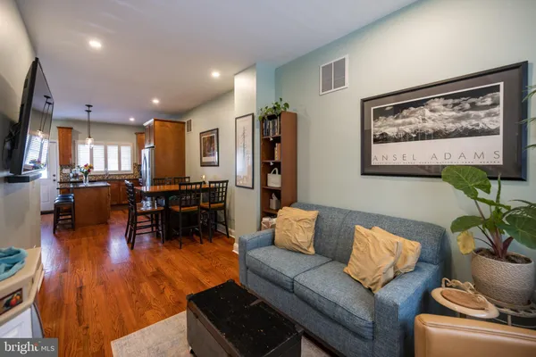 $3,495 | 2217 League Street, Philadelphia, PA 19146