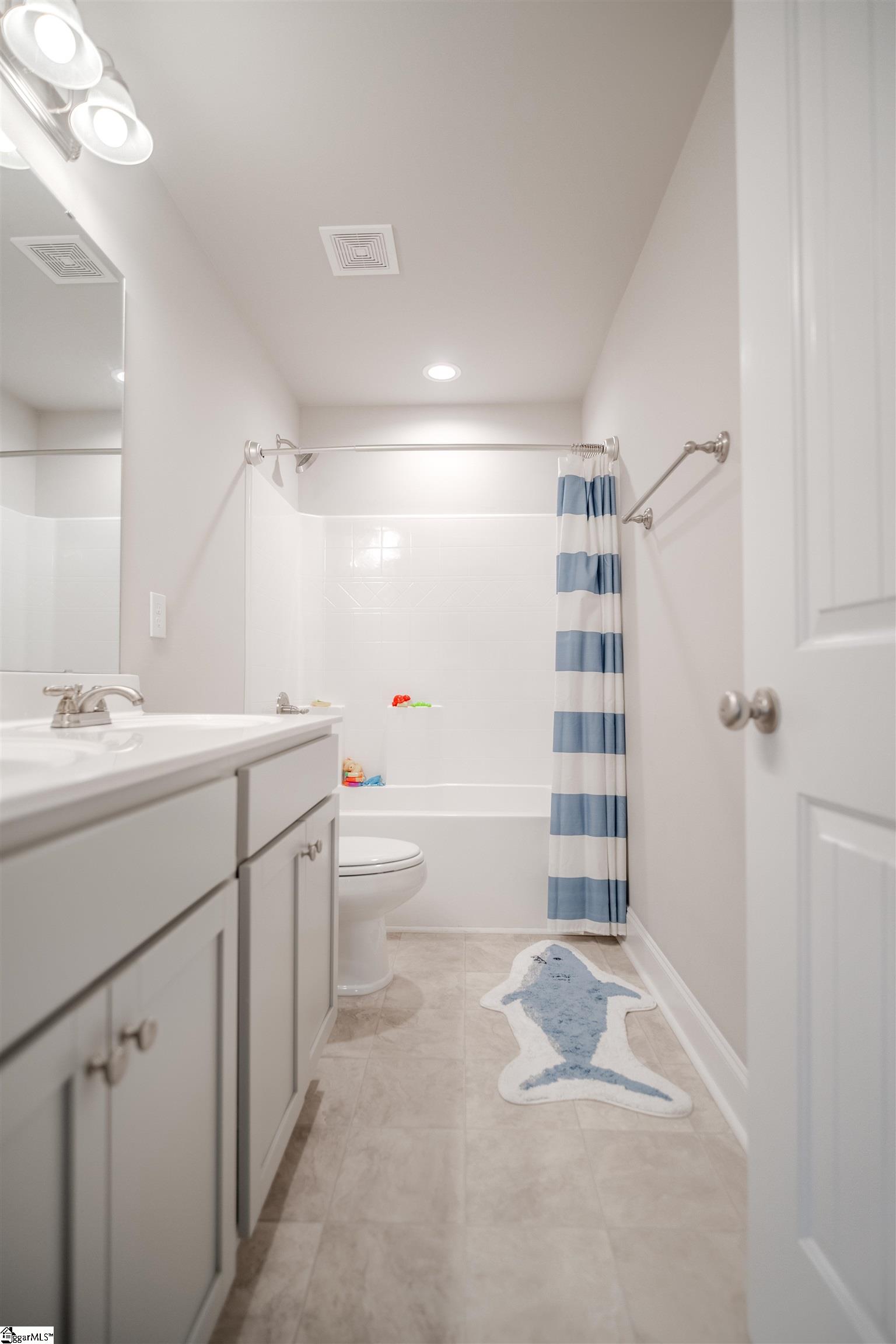 207 Phillips Avenue Easley, SC 29640 - Photo 35 of 39