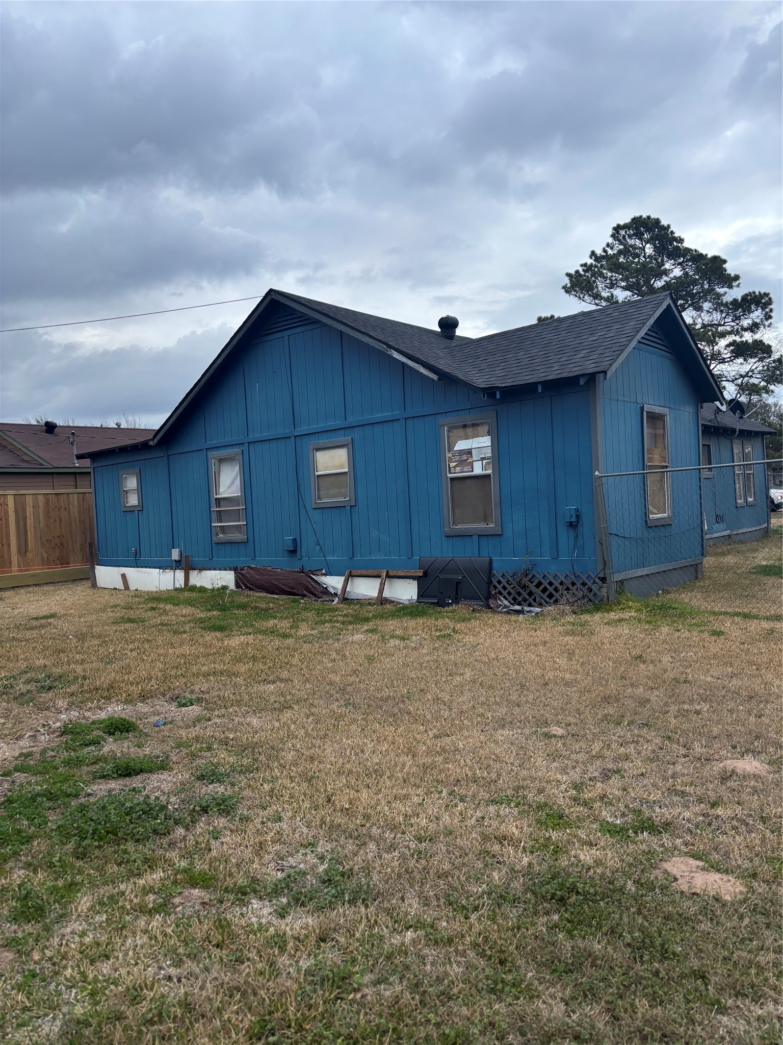 1337 3rd Street Hempstead, TX 77445 - Photo 4 of 10 a view of a house with a backyard