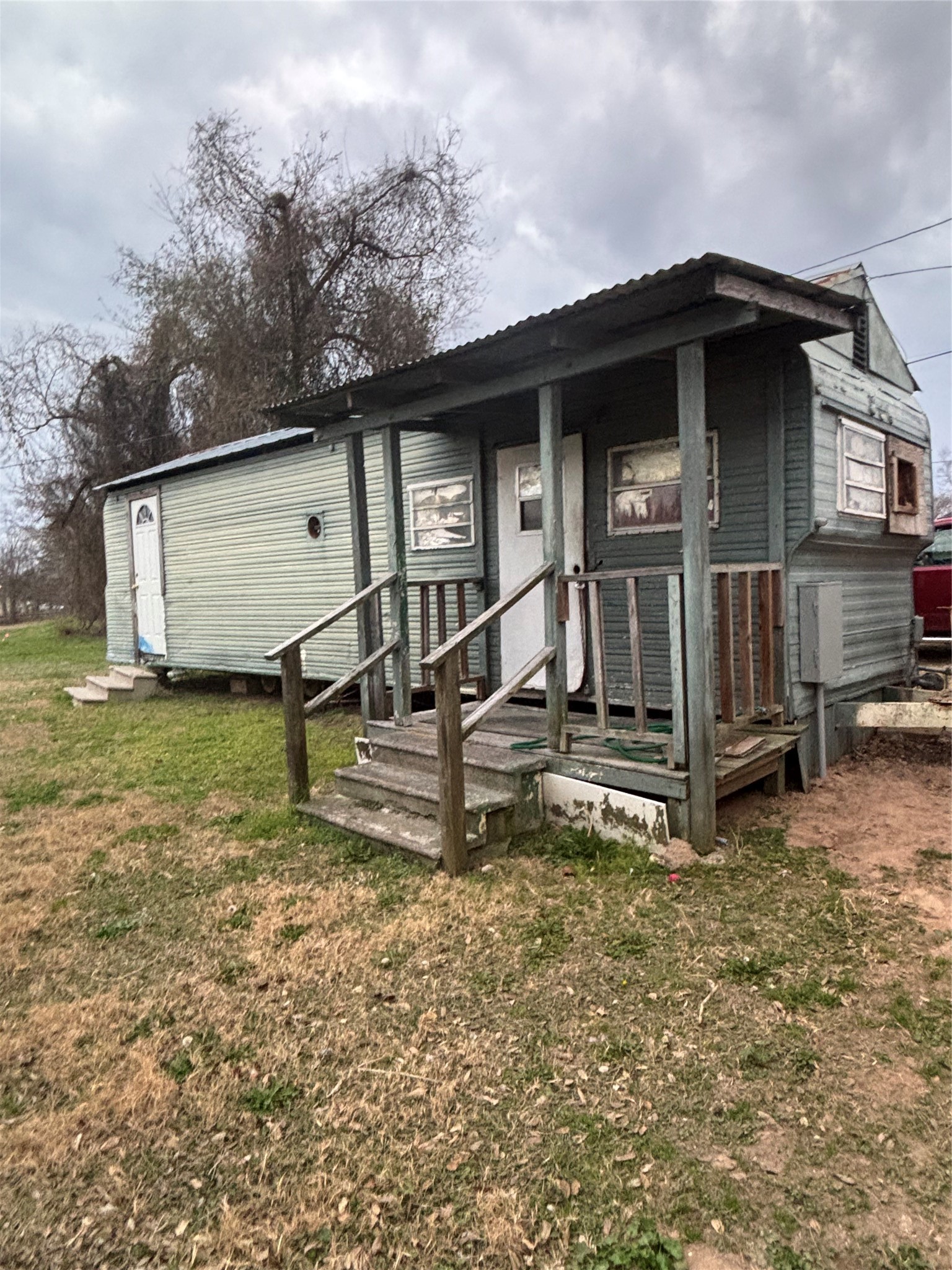 1337 3rd Street Hempstead, TX 77445 - Photo 7 of 10 a view of a house with a yard