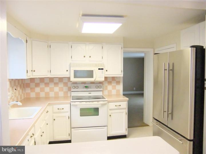 227 Sandy Bank Road Media, PA 19063 - Photo 8 of 25