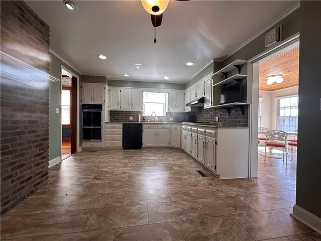 $275,000 | 1701 Main Street, Lexington, MO 64067