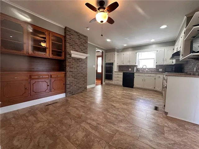 $275,000 | 1701 Main Street, Lexington, MO 64067