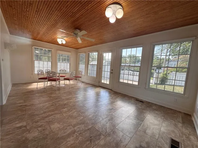 $275,000 | 1701 Main Street, Lexington, MO 64067