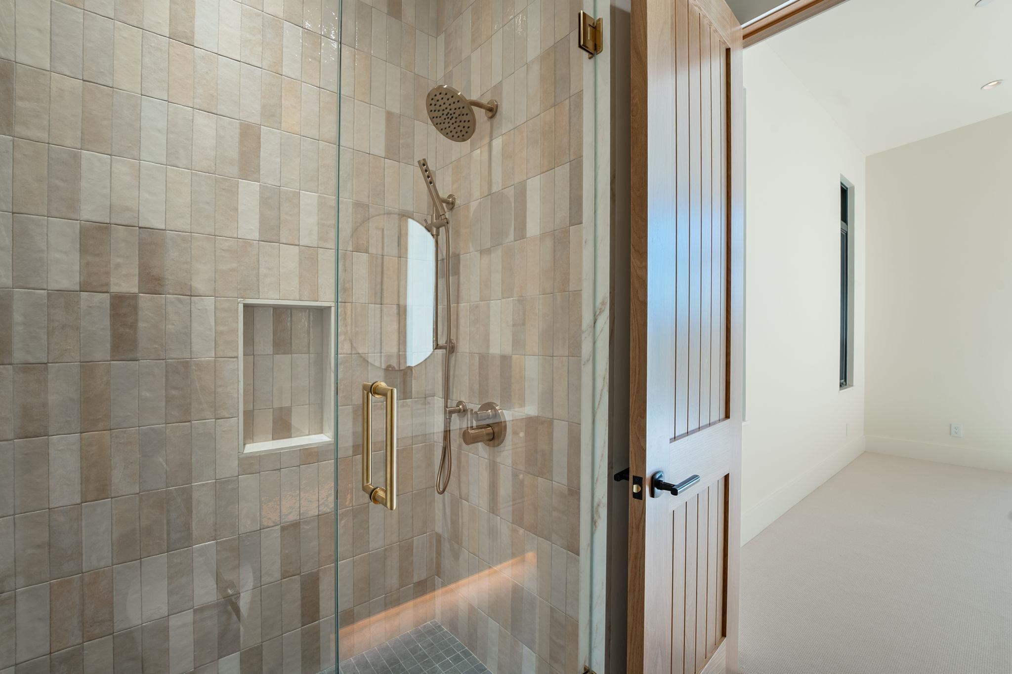 9308 Nine Bark Road Truckee, CA 96161 - Photo 19 of 28 Gallery Image 19