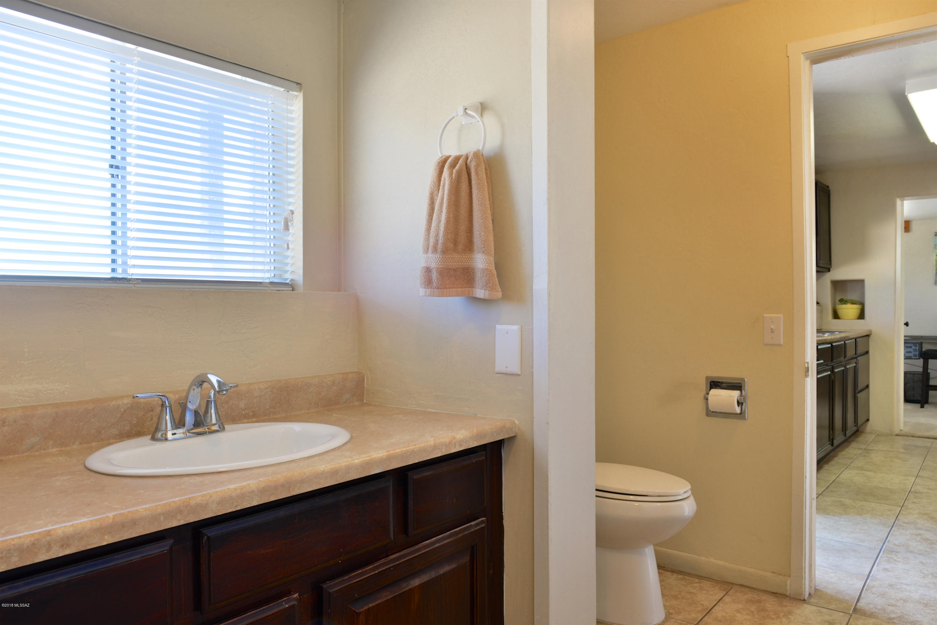 1530 West Wetmore Road, Unit 1 & 2 Tucson, AZ 85705 - Photo 13 of 40 Gallery Image 13