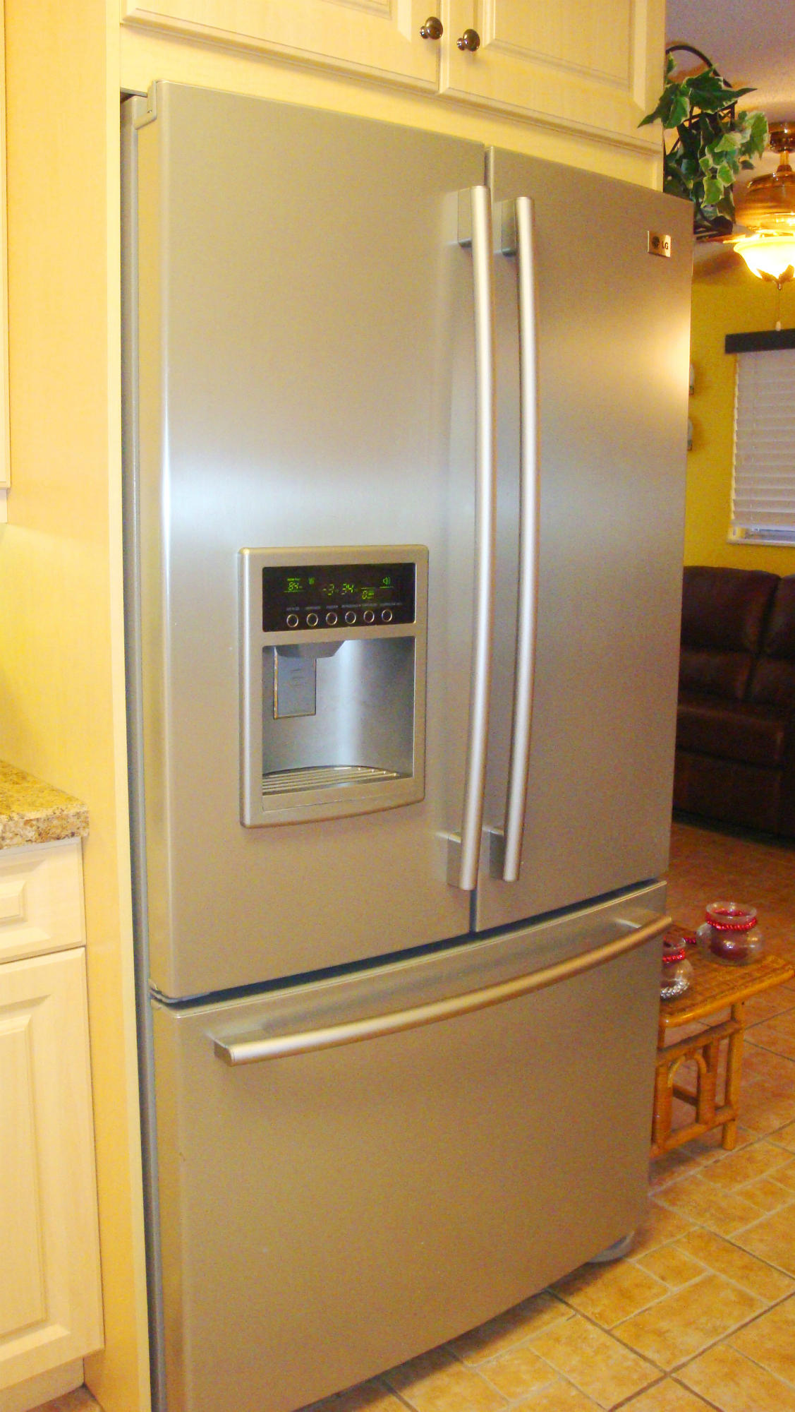 201 Newcastle Street Boca Raton, FL 33487 - Photo 5 of 35 WOW! Great SS Refrigerator!