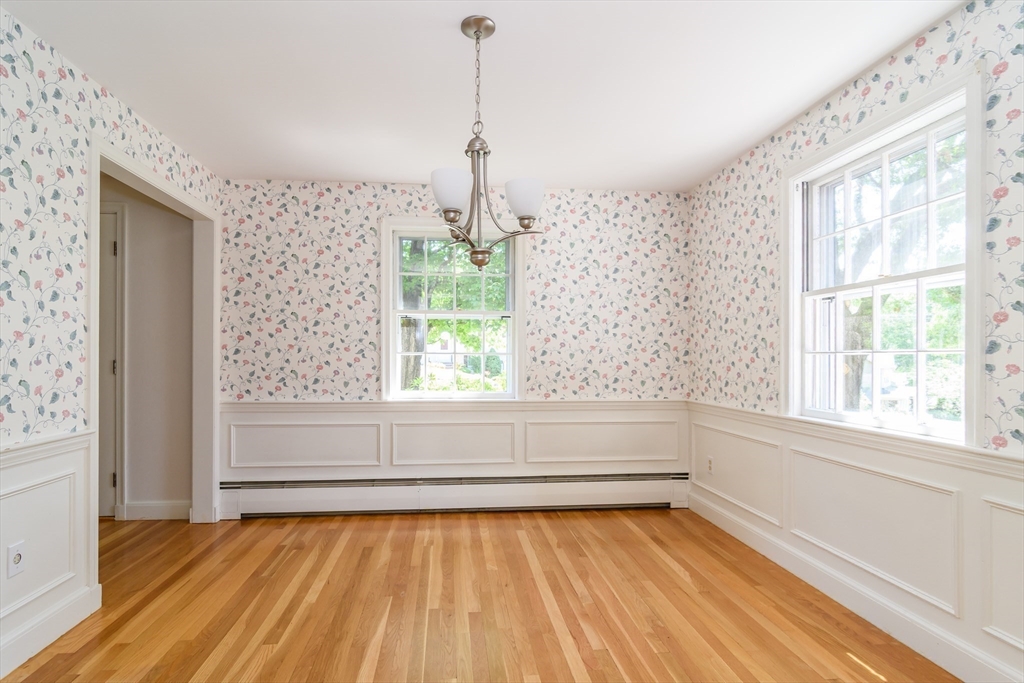 78 Lorraine Road Westwood, MA 02090 - Photo 9 of 34