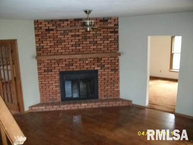 801 Old Fairfield Road Mount Vernon, IL 62864 - Photo 4 of 8