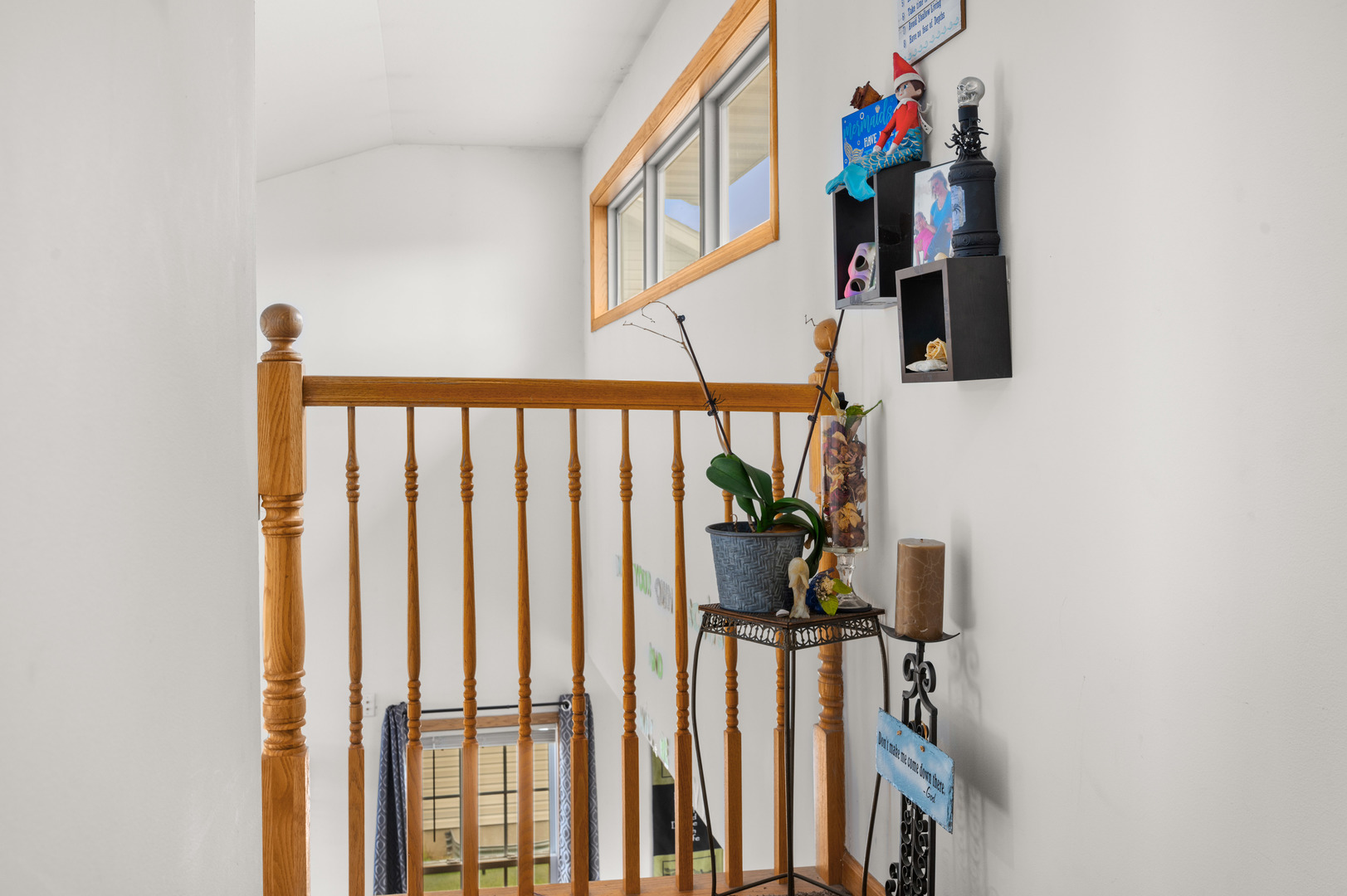 720 Hawthorne Lane Genoa, IL 60135 - Photo 12 of 25 a view of entryway