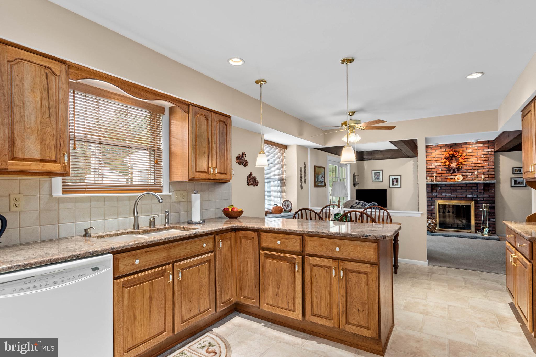 22 Freedom Road Sewell, NJ 08080 - Photo 16 of 38