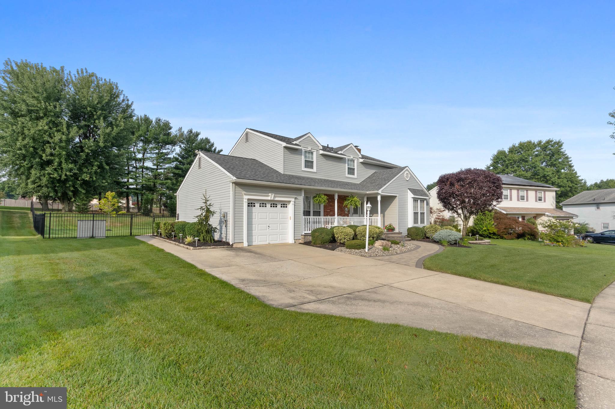 22 Freedom Road Sewell, NJ 08080 - Photo 4 of 38