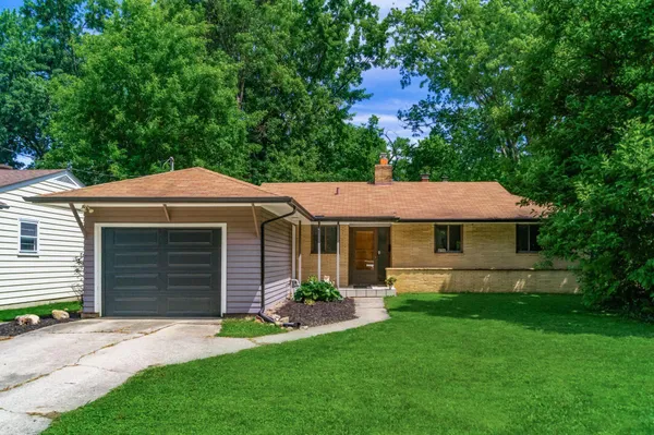 $295,000 | 276 West Fountain Avenue, Delaware, OH 43015