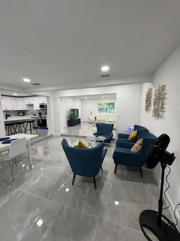 $790,000 | 632 Las Palmas Park, Boynton Beach, FL 33435