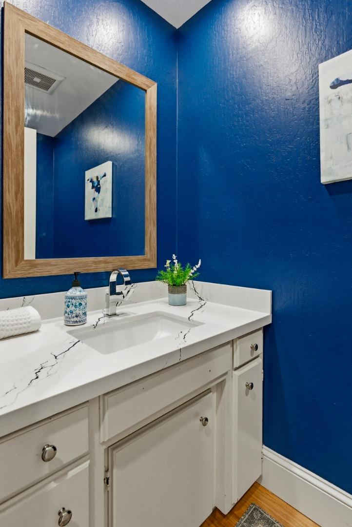 331 Walnut Avenue Santa Cruz, CA 95060 - Photo 7 of 39