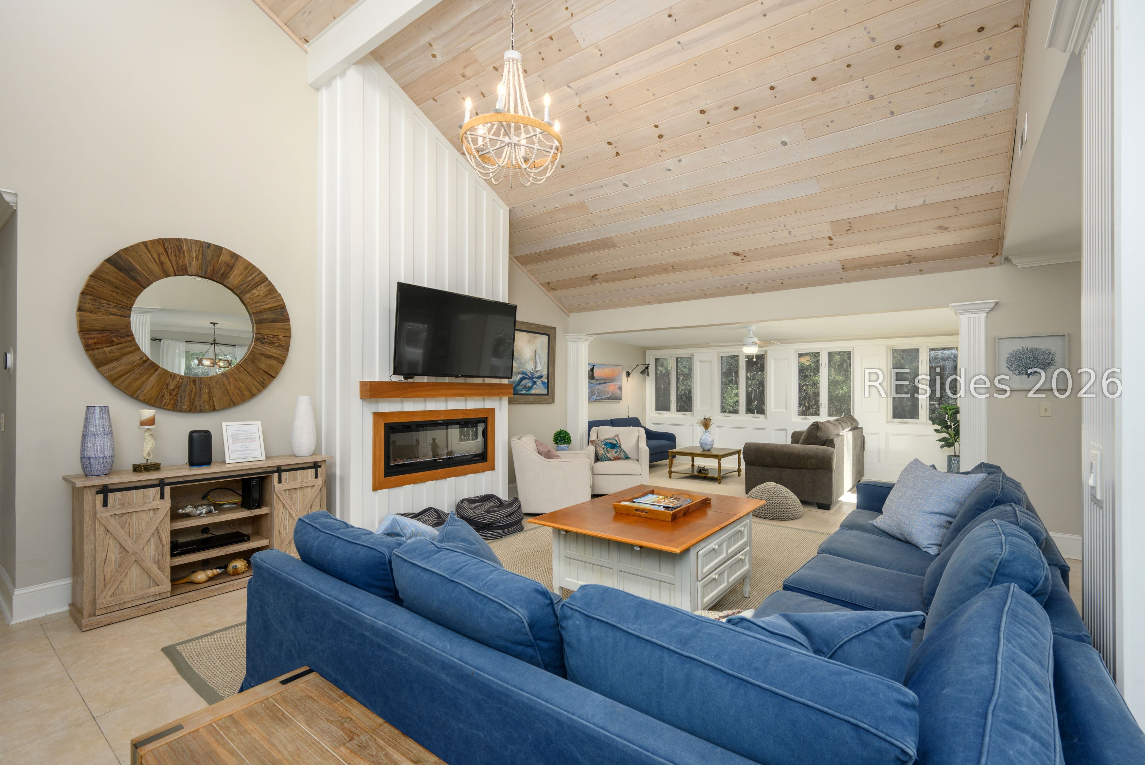 91 Lawton Road Hilton Head Island, SC 29928 - Photo 5 of 46 LIVING AREA