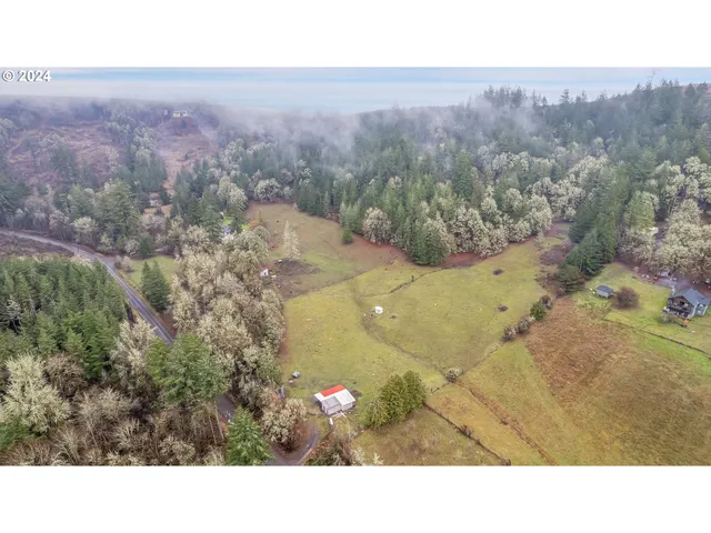 $674,900 | 22715 Southwest Eagle Point Road, Sheridan, OR 97378