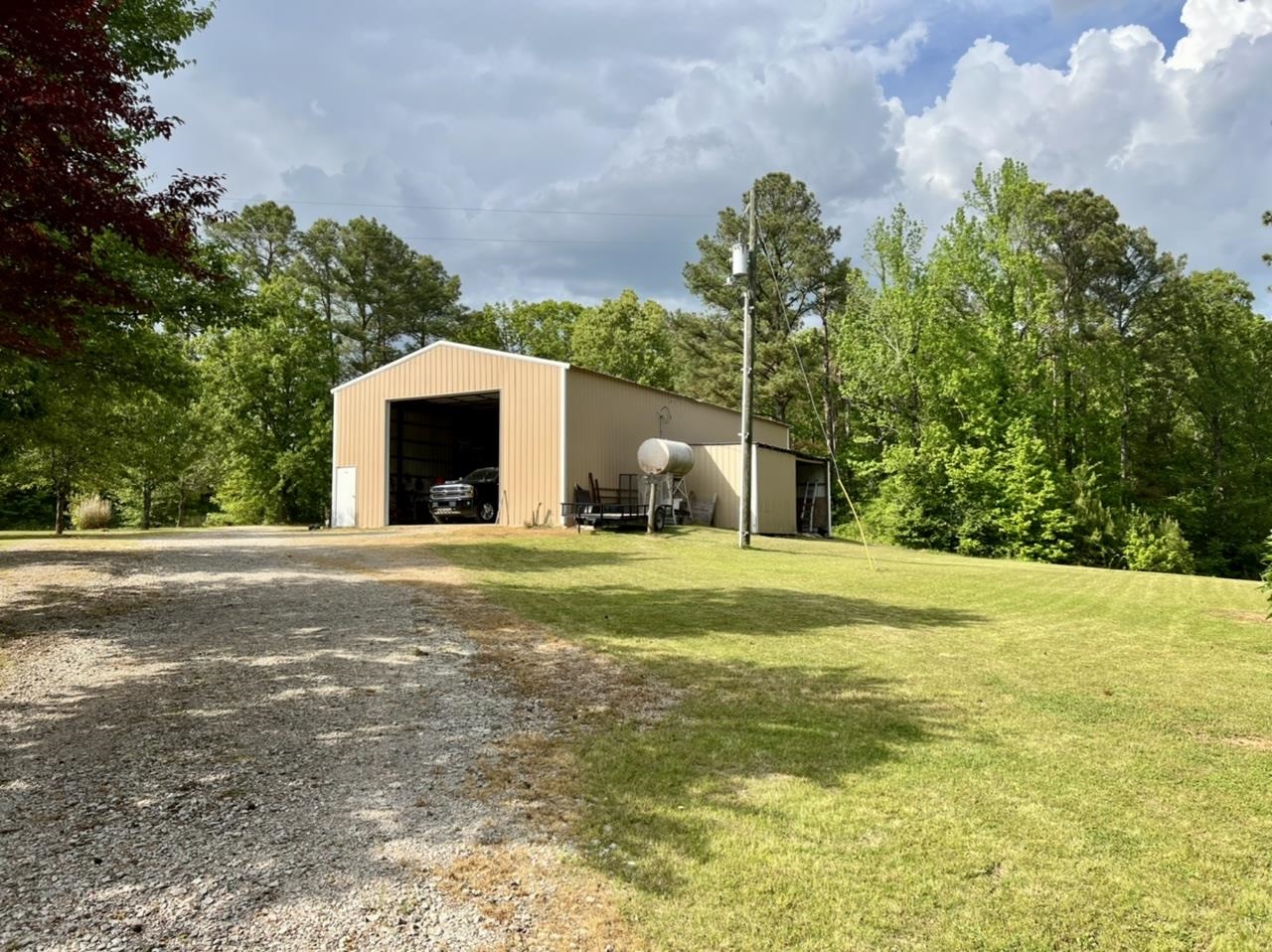 1370 Old Union Road Adamsville, TN 38310 - Photo 3 of 25 Gallery Image 3