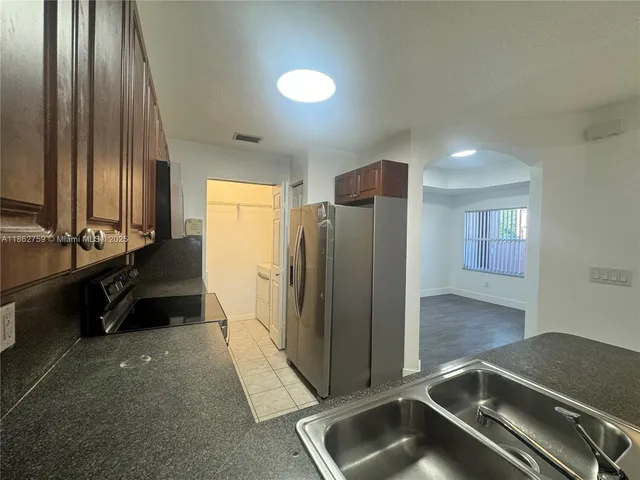 $2,600 | 5004 South Harbor Isles Drive, Unit 2402, Dania Beach, FL 33312